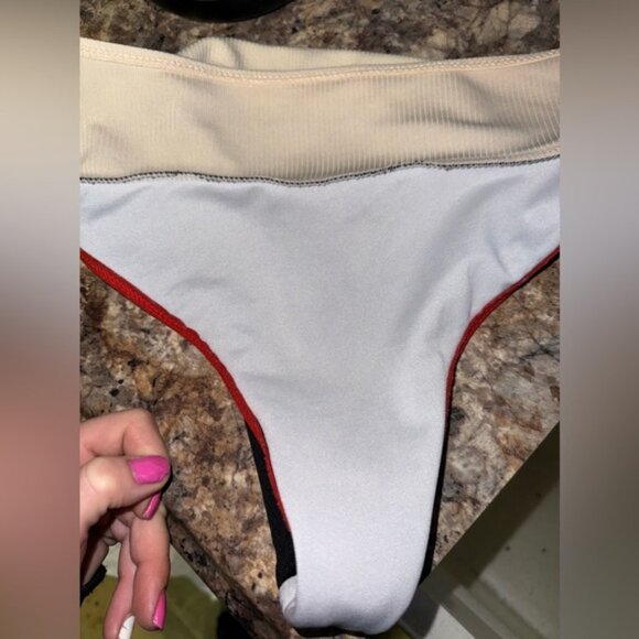 Shein bikini - Picture 3 of 5